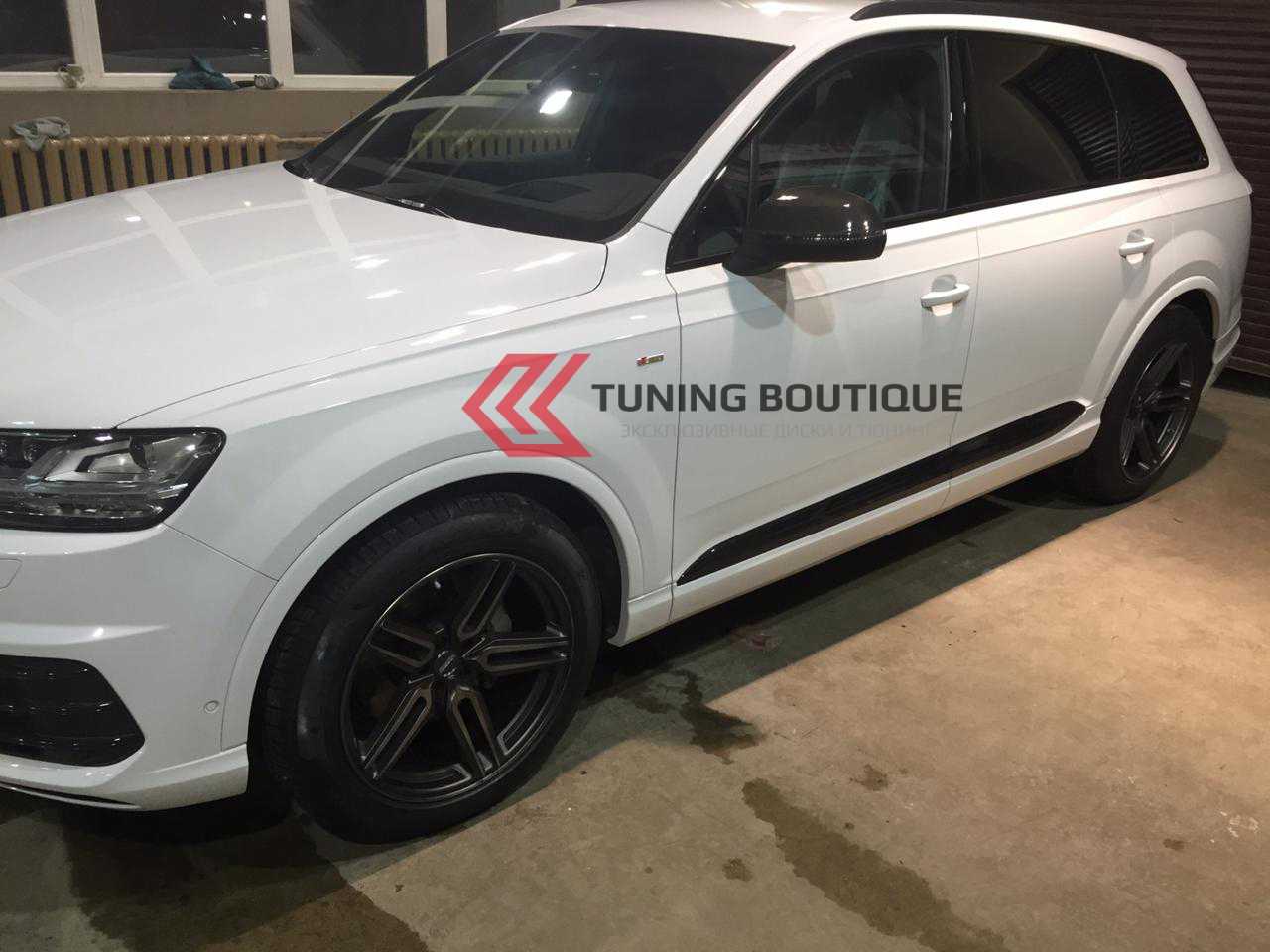 Audi Q7 на 20" дисках Vossen HF1 Tinted Matte Graphite фото 2
